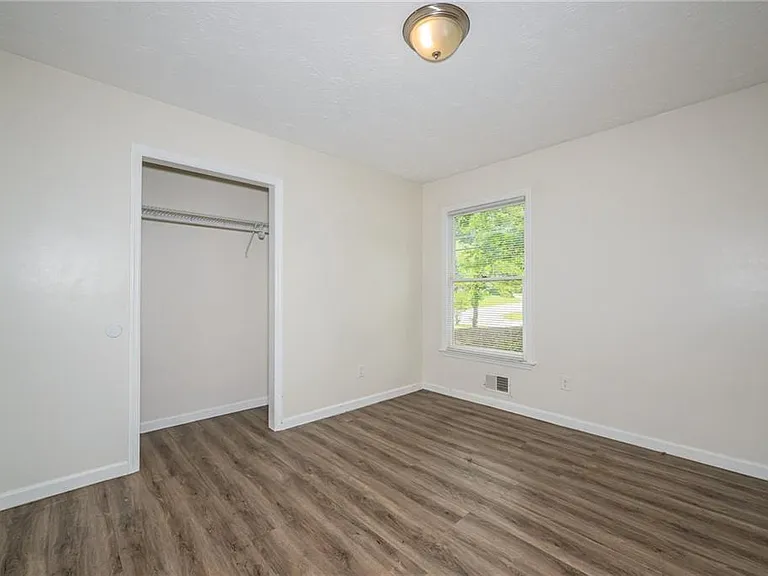 2100 Whitebluff Way NE — Photo 31