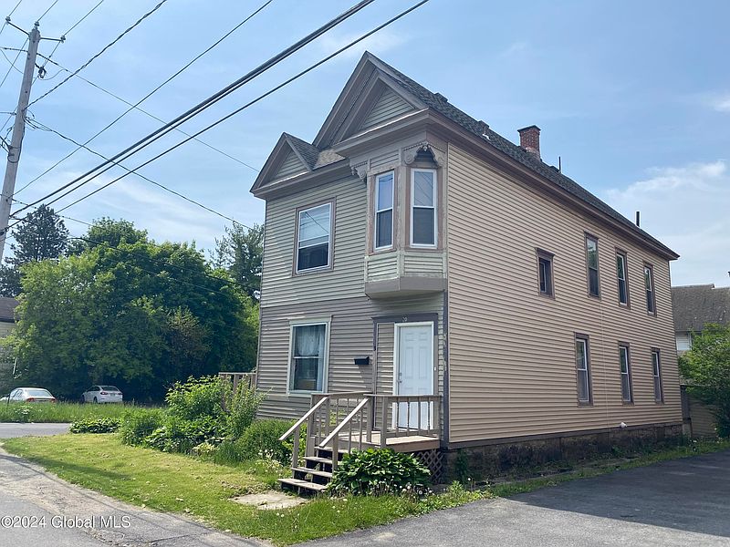 2nd image of 20 Bunn Street