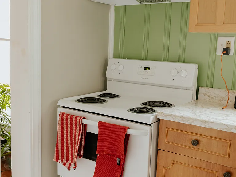 110 Field St — Photo 18