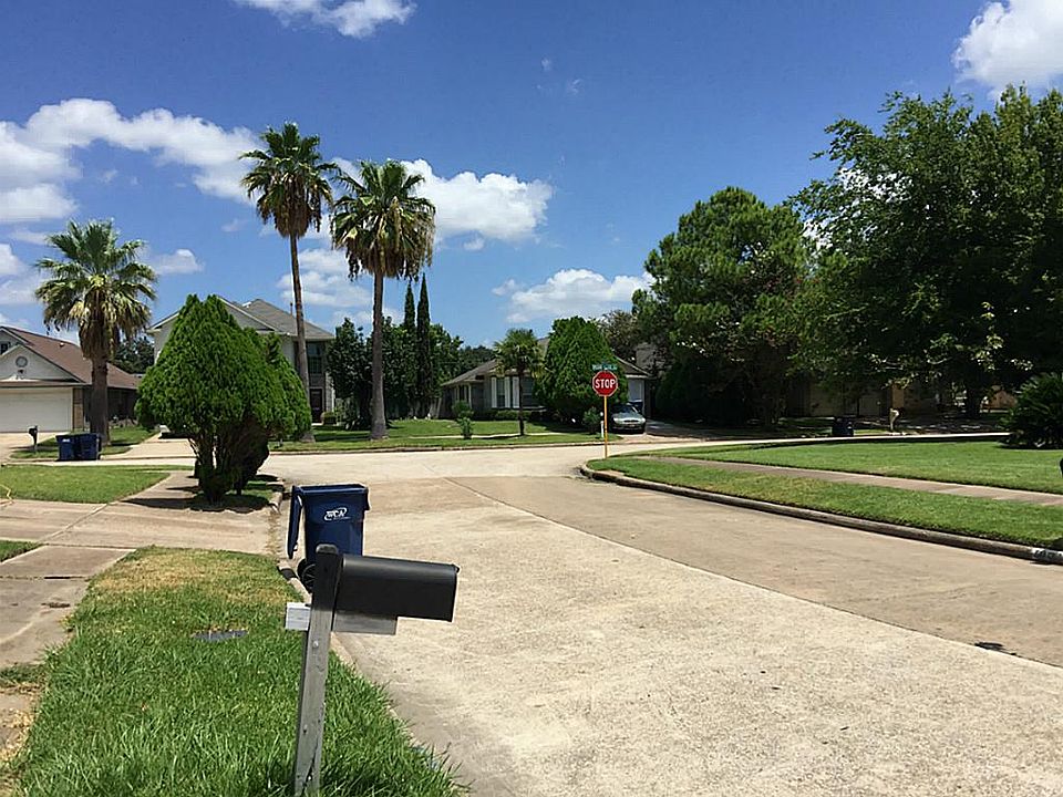 1st image of 7006 Villa Del Sol Dr