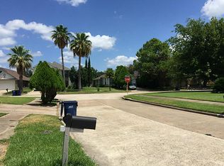 7006 Villa Del Sol Dr, Houston, TX 77083