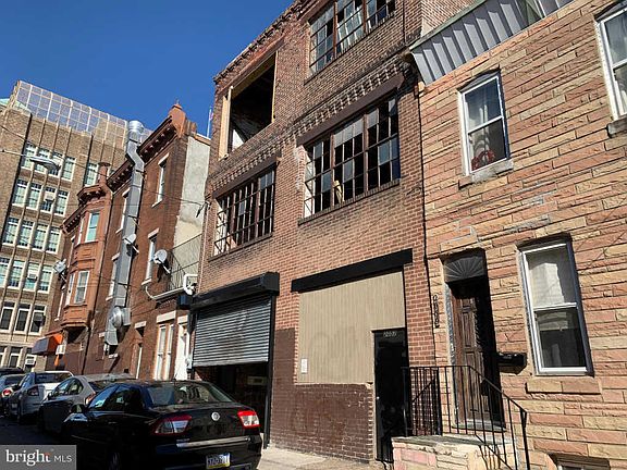 5th image of 2057 E Clementine St