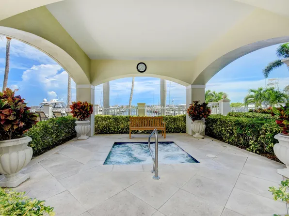 802 W Windward Way #202, Lantana, FL 33462