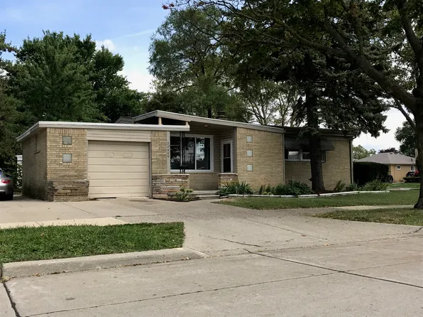 24000 Beverly St, Oak Park, MI 48237