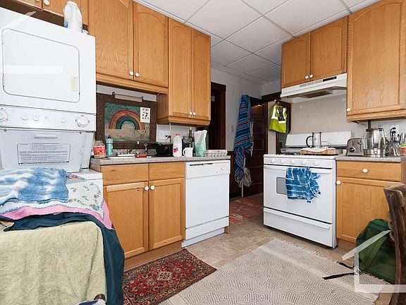 5th image of 19 Portsmouth St #3