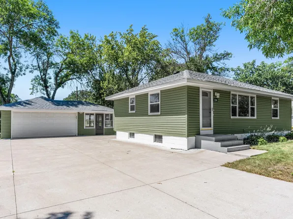 11346 Norway St NW, Coon Rapids, MN 55448