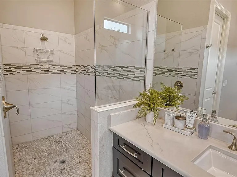 4735 Cabreo Ct — Photo 28