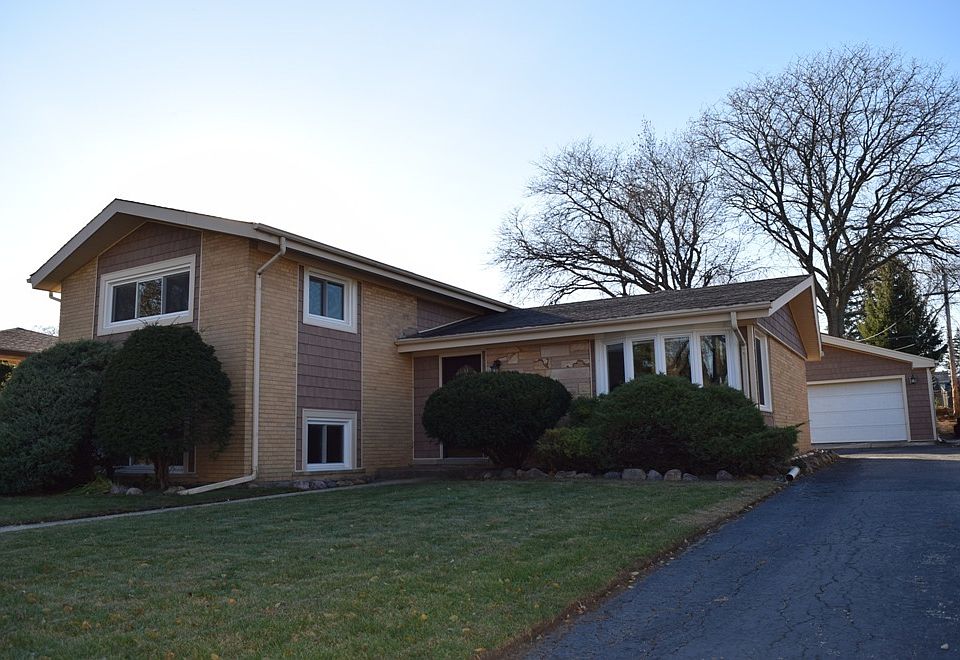 746 Dennis Dr, Bensenville, IL 60106 Zillow