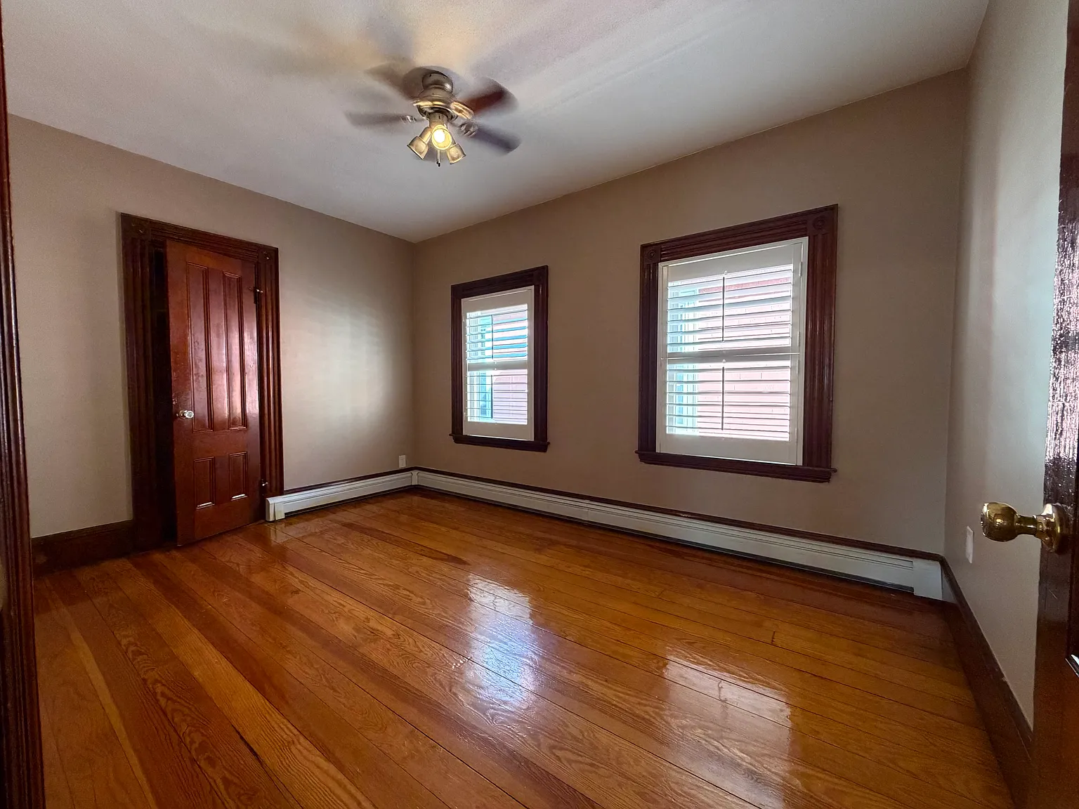 2 bed, 1322 sqft, $2,900 — Photo 4