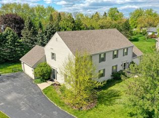 N27w26460 Christian Ct W #1, Pewaukee, WI 53072