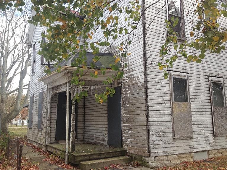 2nd image of 1410 Wayne Ave