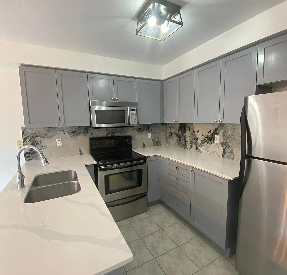 3 bed, $2,700 — Photo 4