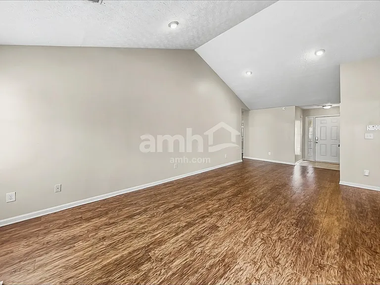 840 James Ridge Dr — Photo 7