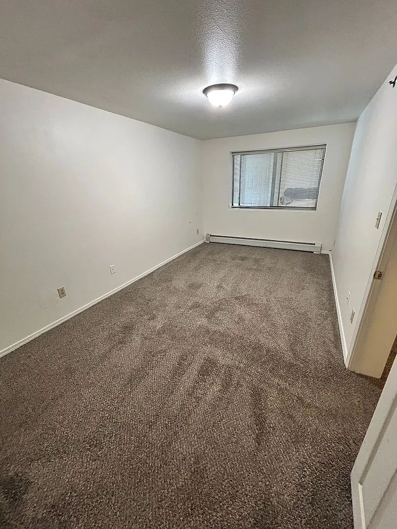 1 bed, 600 sqft, $1,300 — Photo 4
