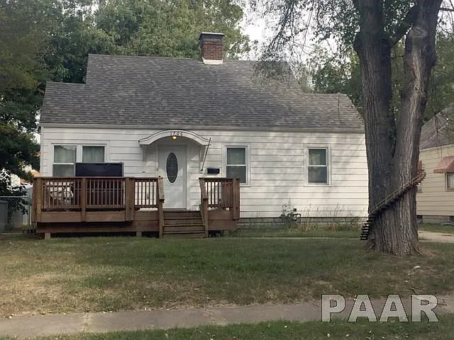 1706 W Gilbert Ave photo 1