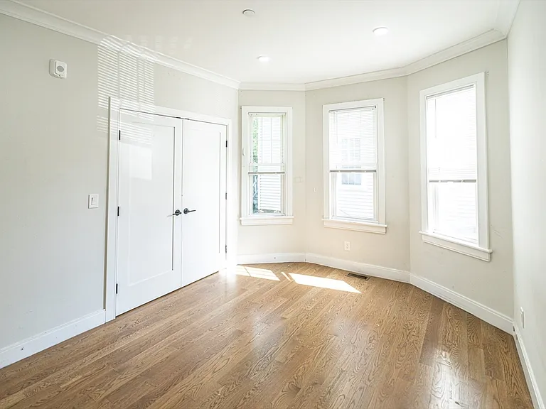 41 Fairbanks St #3 — Photo 22