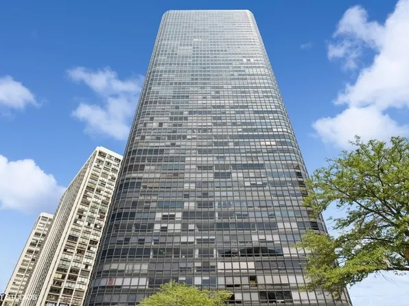 5415 N Sheridan Rd APT 307, Chicago, IL 60640