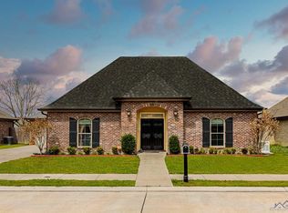 135 Derusso St, Houma, LA 70364