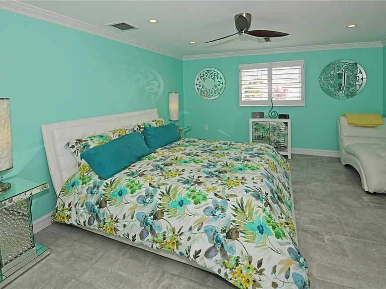 7020 Mango Ave S — Photo 31