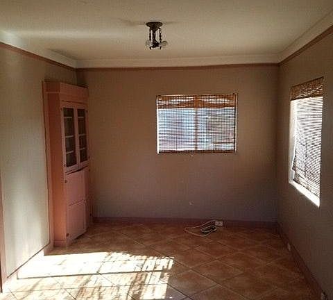 3rd image of 126 N Nopal St