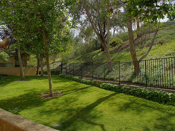 3rd image of 23930 Arroyo Park Dr Unit 108