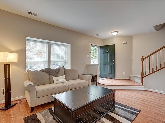 2nd image of 2814 Queensland Dr