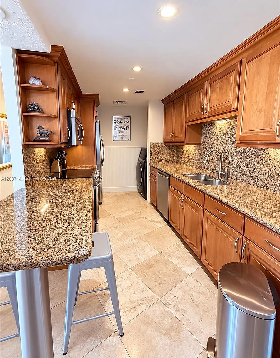 Brickell Townhouse Condo — Photo 4
