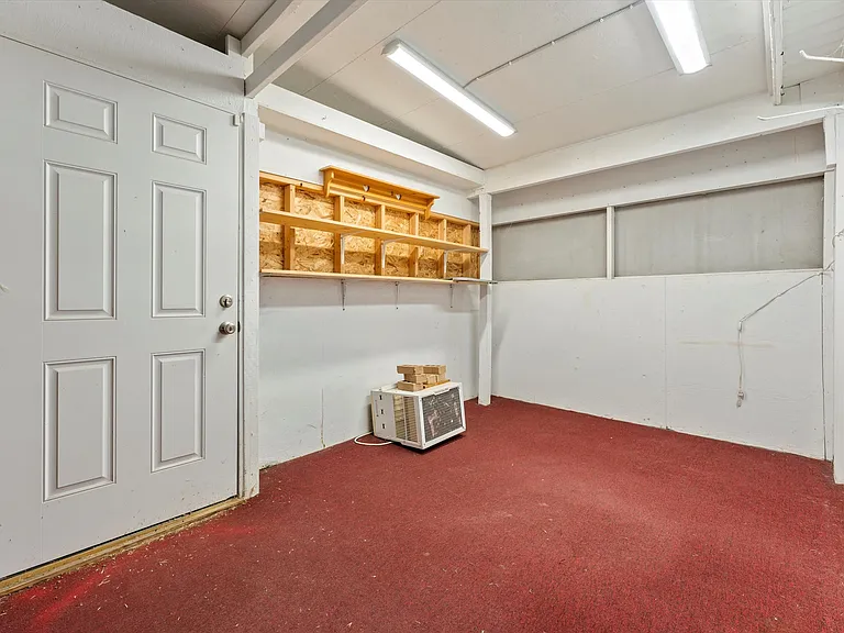 650 Market St — Photo 23