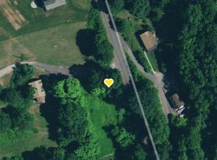 575 Chestnut Tree Hill Rd, Oxford, CT 06478