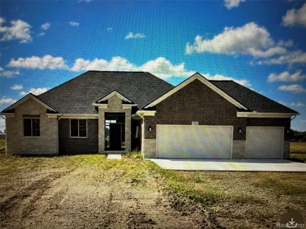 7120 Dryden Rd, Almont, MI 48003