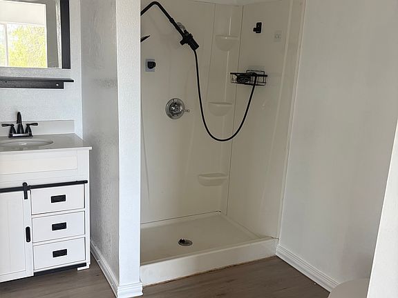 5th image of 17381 Mockingbird Canyon Rd #3