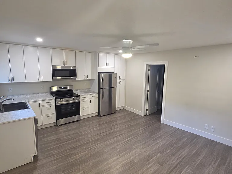 4488 Euclid Ave #23 — Photo 3