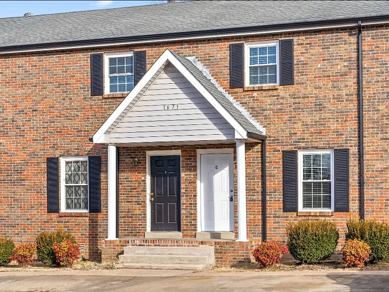 1671 Baltimore Dr — Photo 1