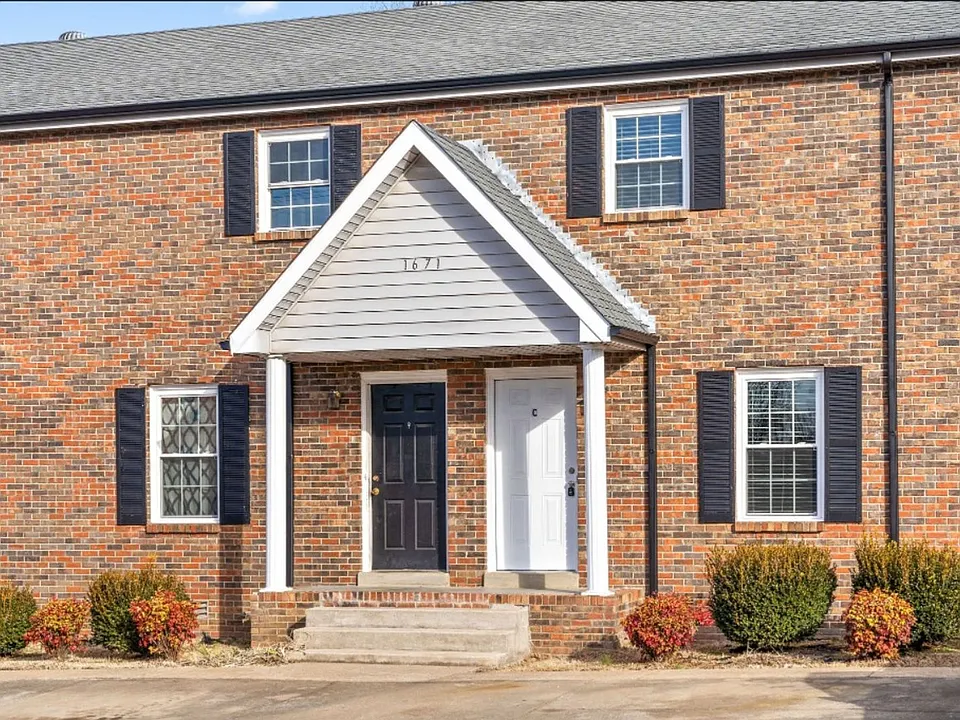 1671 Baltimore Dr