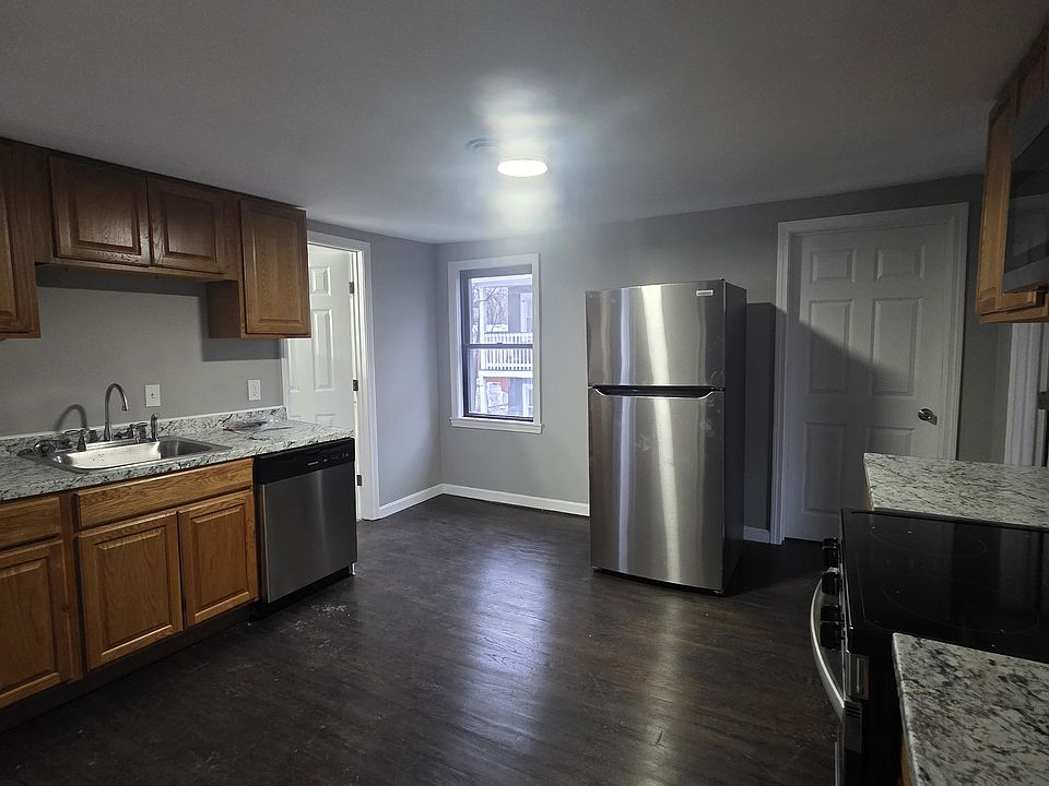 1st image of 19 Boutelle St #2