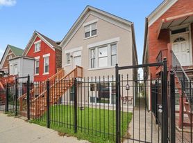 , Chicago, IL