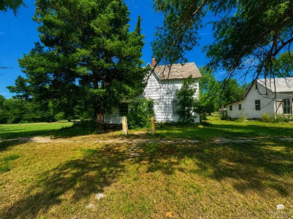 318 W Yauger St, Lincoln, KS 67455