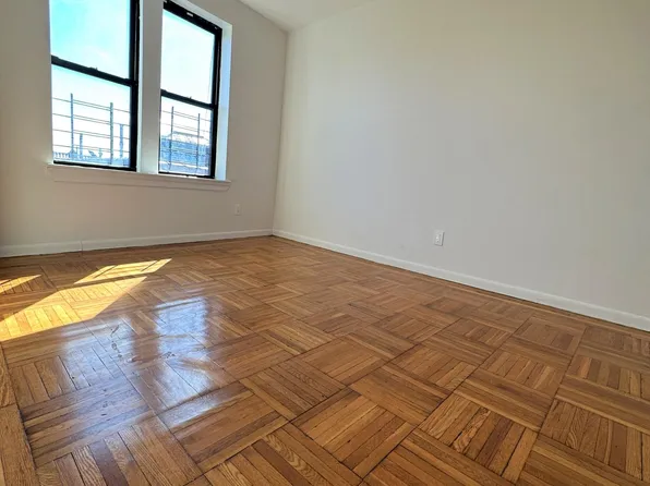 (undisclosed Address), Bronx, NY 10458