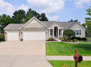 2411 Reeves Ave, Lewis Center, OH 43035