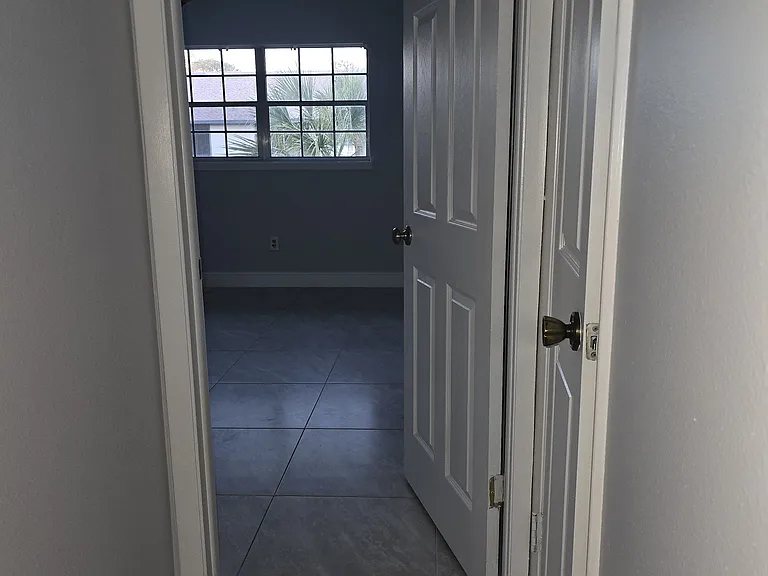 4730 Avon Ct — Photo 7