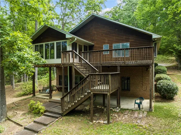 254 Point Rd, Seneca, SC 29672