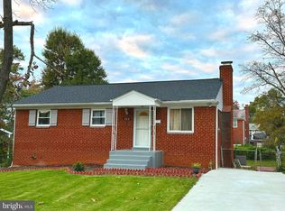 6210 Seminole Pl, College Park, MD 20740