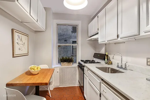 Sold by Corcoran | media 13