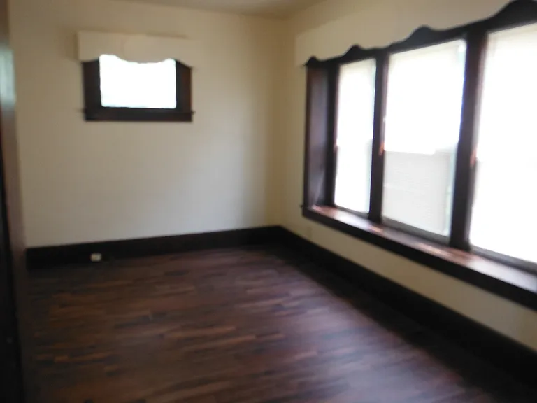 1364 Stark Ave SW — Photo 4