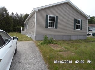 4 Emerald Ridge Rd, Newport, NH 03773