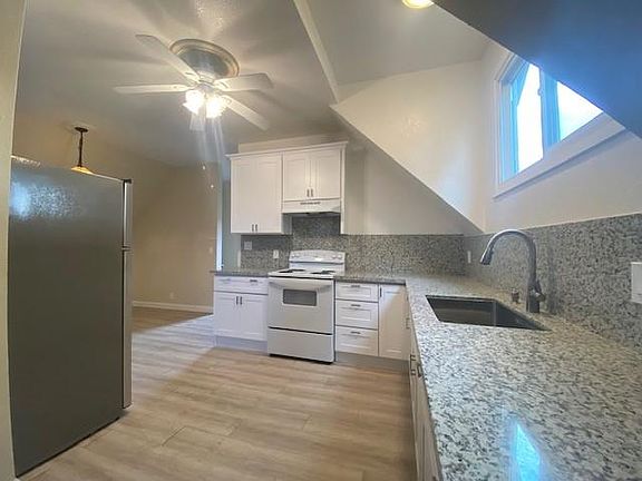 2nd image of 724 E Julian St #1/2