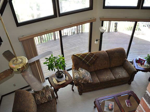 2nd image of 118 Mount Martha Dr