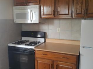 107 W John St, Plano, IL 60545