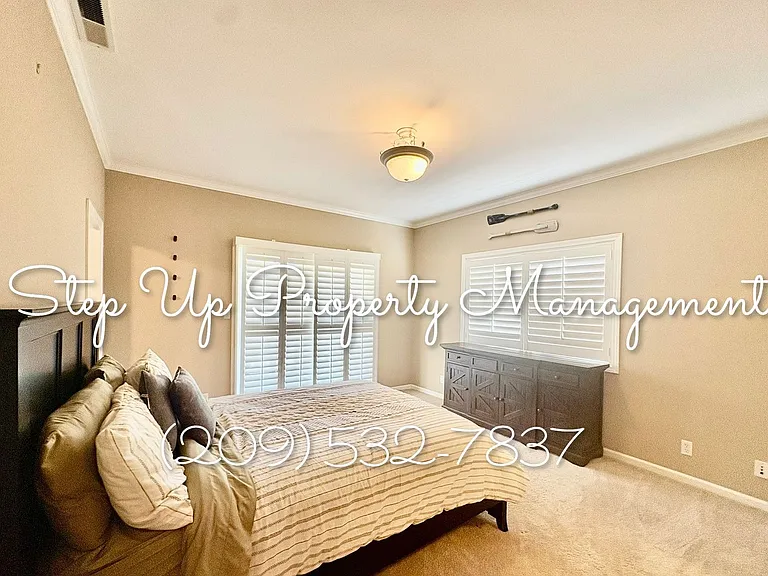 342 Duchess Dr — Photo 13