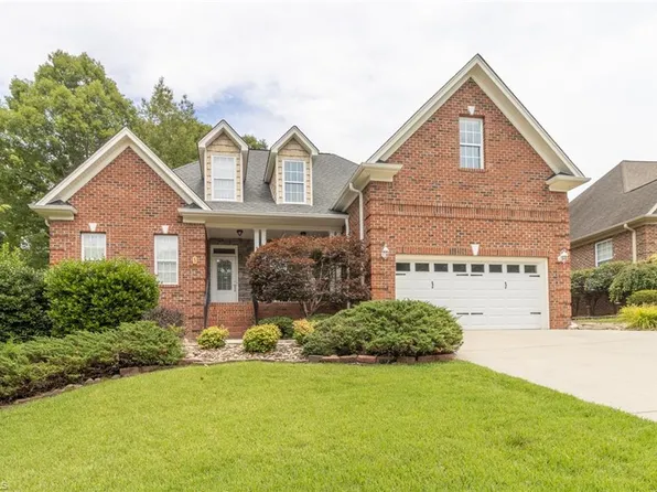 4721 Farm Bell Ct, Winston Salem, NC 27127